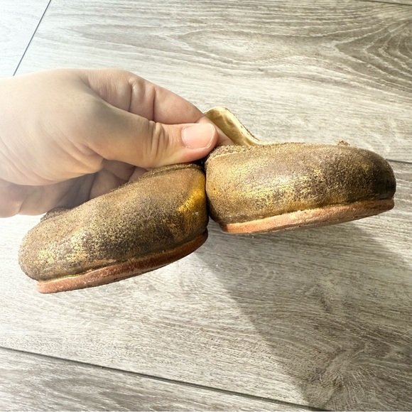 Frye Carson Distressed Ballet in Metallic Gold - Picture 11 of 12